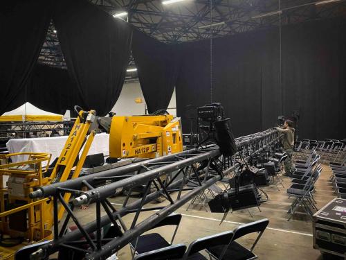 Montage espace conférence