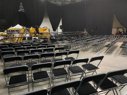 Montage espace conférence
